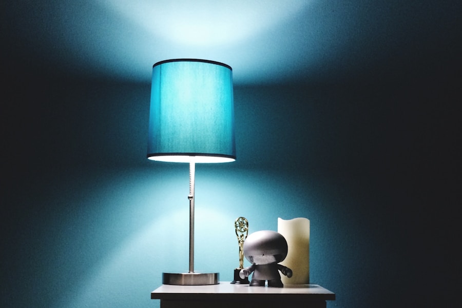 Photo Resin cartoon animal-shaped table lamp