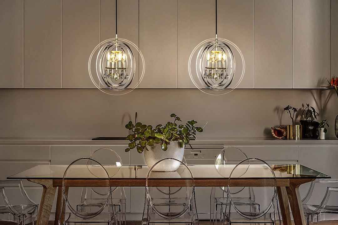 Elegant Lighting: Dining Room Globe Candlestick Chandelier