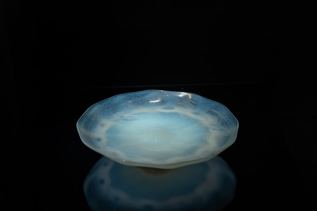 Opal Glass Mushroom Lamp with Hammered Texture: A Unique Lighting Option